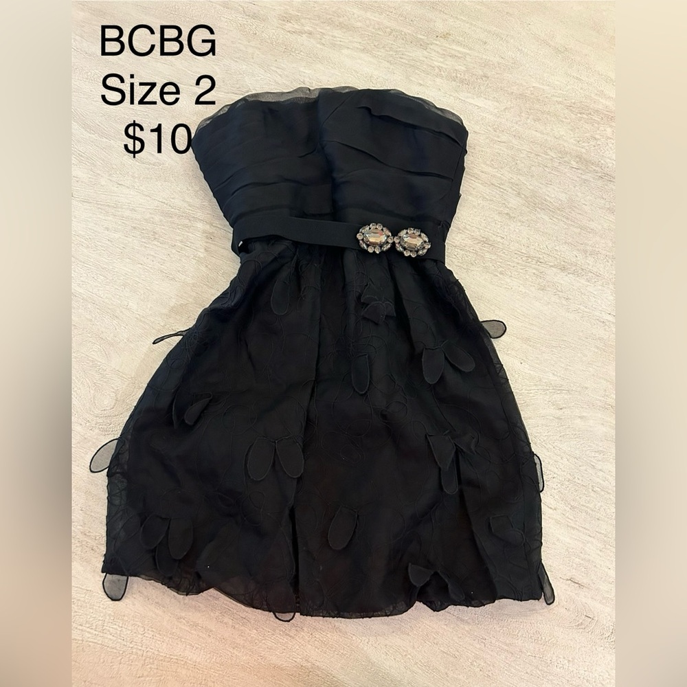 BCBG Size 2 Black Strapless Dress